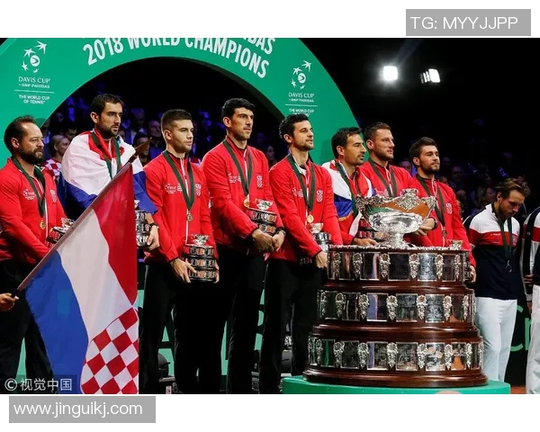 南京网球队在世界杯中的耐力表现与战术分析